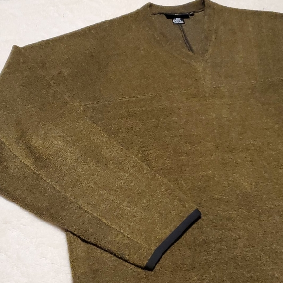 Armand Basi - Picture 10 of 12